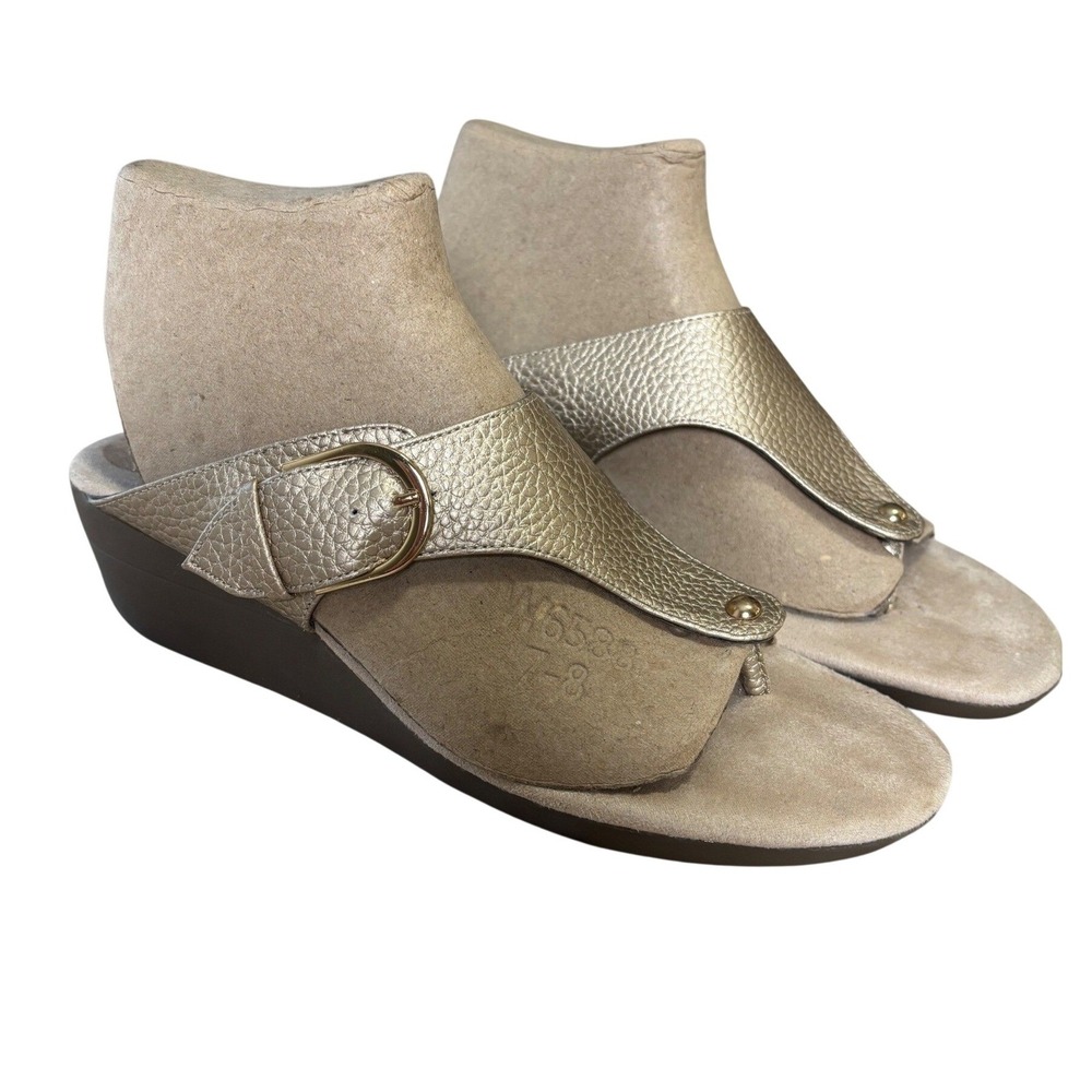 Aerosoles Thong Wedge Heel Sandals 8.5 Gold Metallic Slip On Comfort